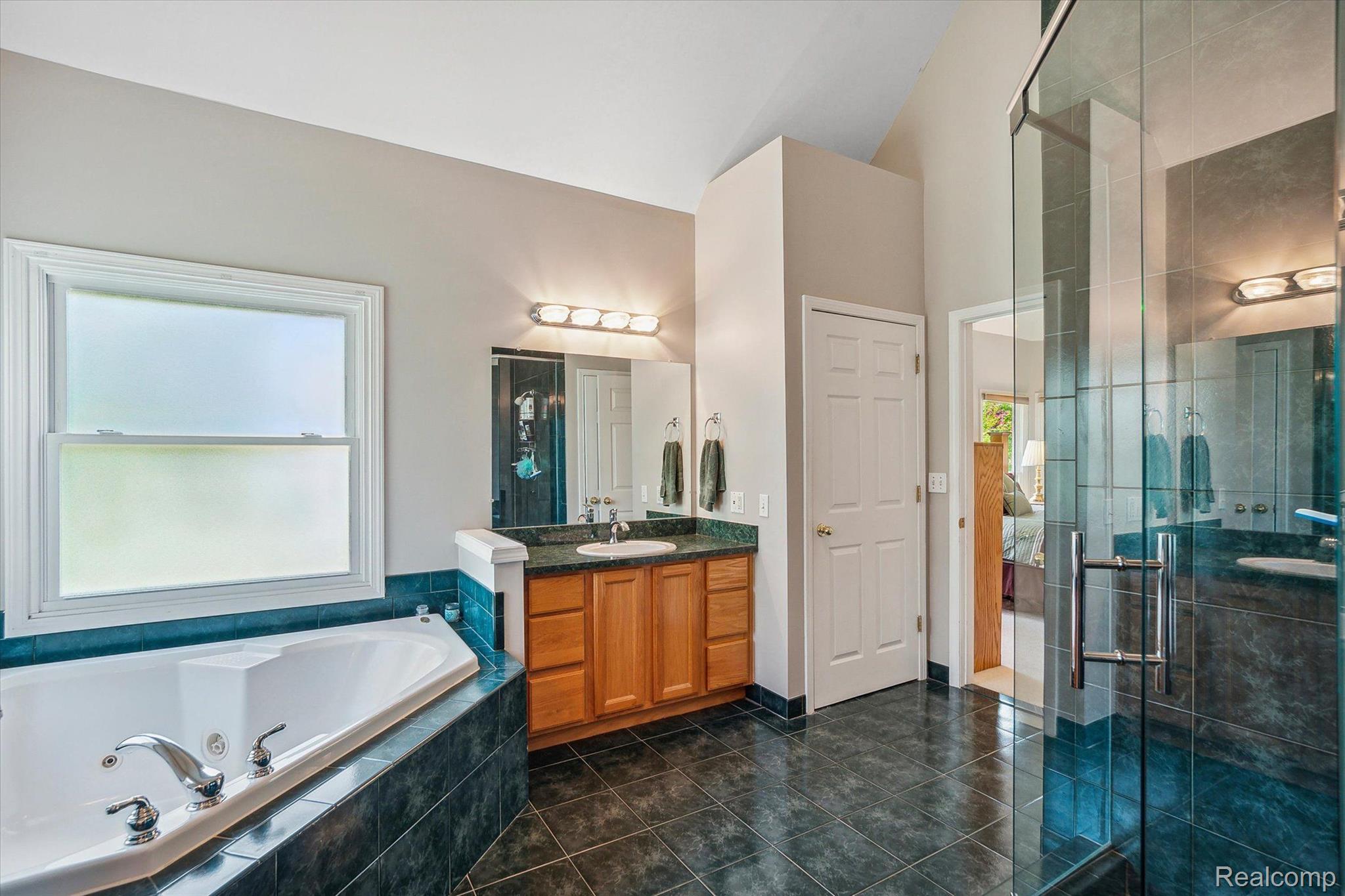 6469 Kennesaw Road Canton, MI 48187 - Photo 28 of 70 Gallery Image 28