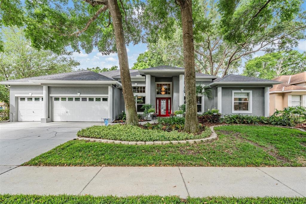 2905 Manor Ridge Place Valrico, FL 33596 - Photo 1 of 47 Gallery Image 1