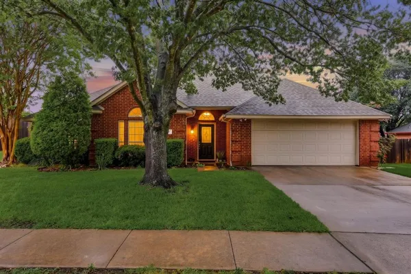 $355,000 | 1635 Alexis Street, Midlothian, TX 76065