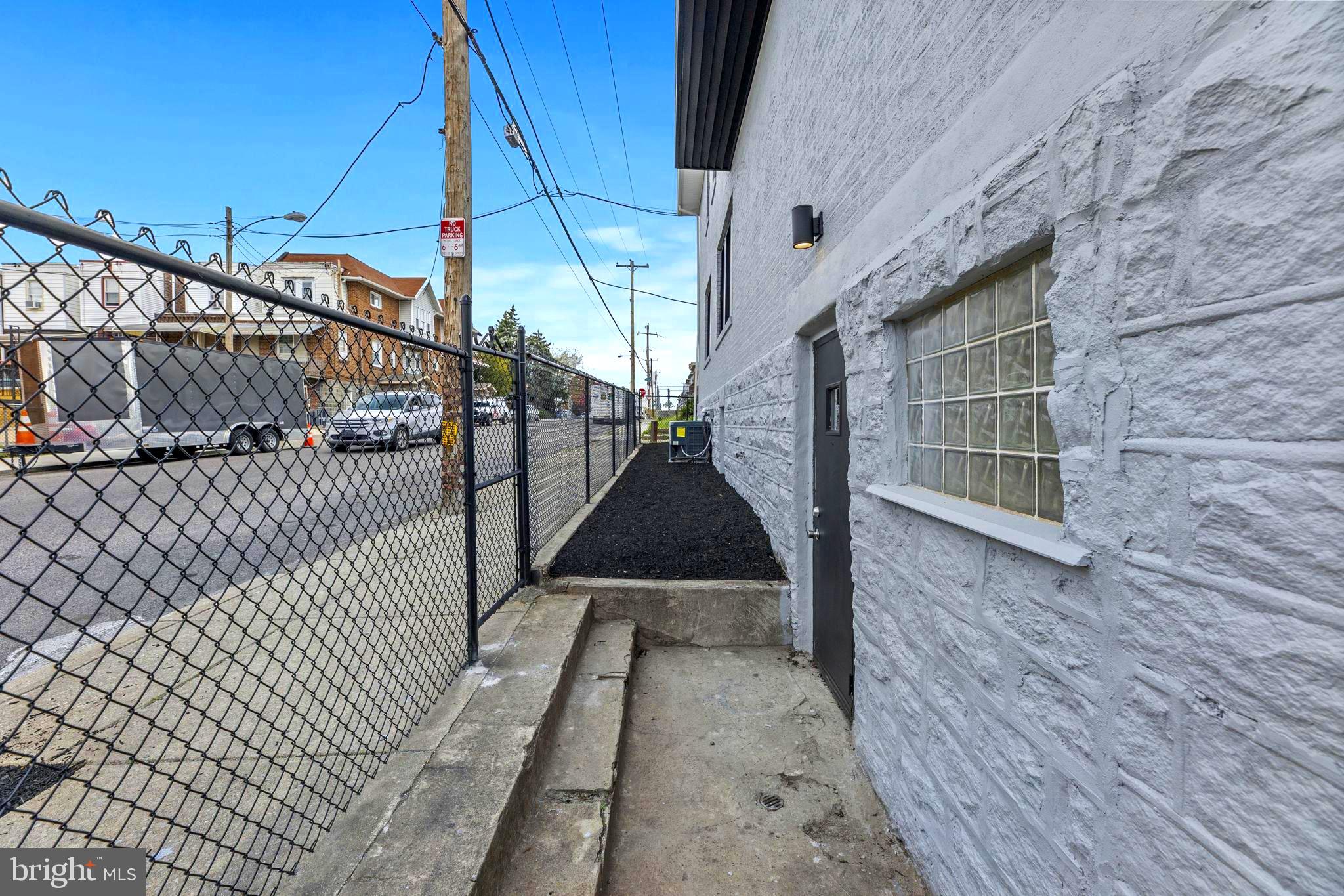 5949 Nassau Road Philadelphia, PA 19151 - Photo 20 of 22 Gallery Image 20