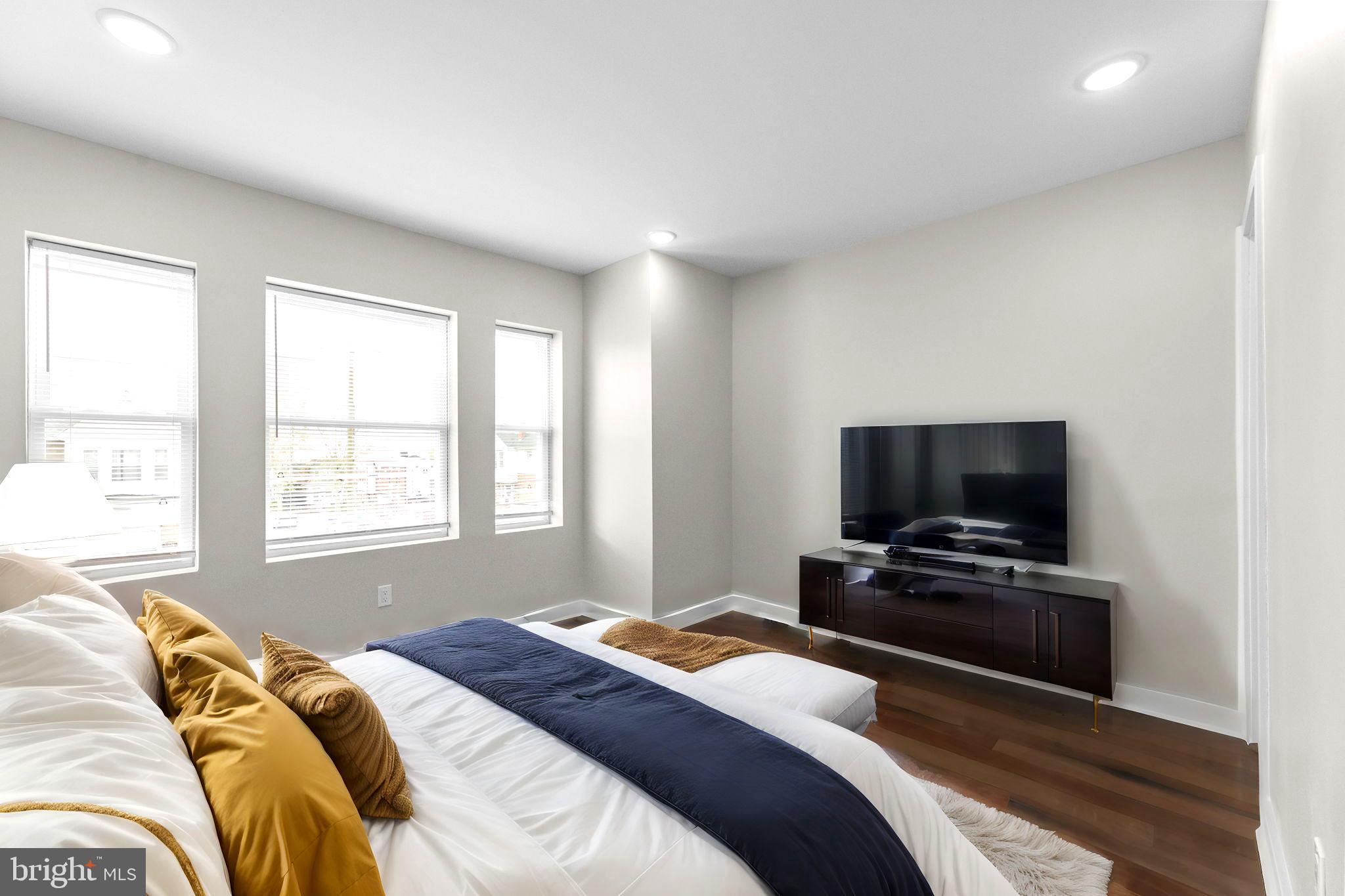 5949 Nassau Road Philadelphia, PA 19151 - Photo 10 of 22 Gallery Image 10