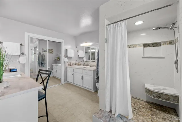 $1,325,000 | 4265 Summerwood Court, Vacaville, CA 95688