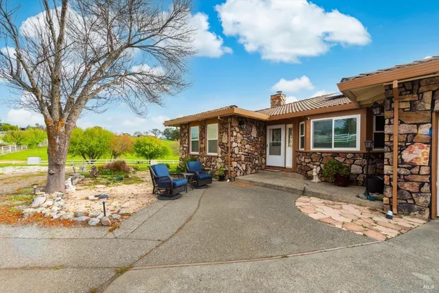 $1,325,000 | 4265 Summerwood Court, Vacaville, CA 95688