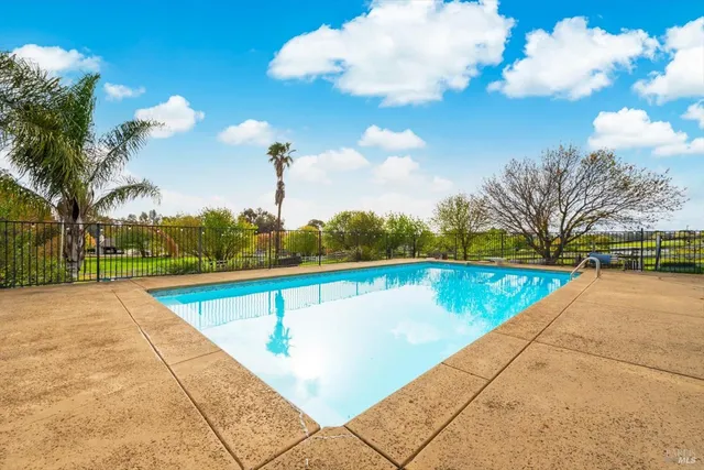 $1,325,000 | 4265 Summerwood Court, Vacaville, CA 95688