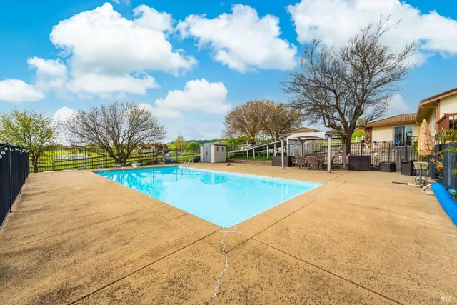 $1,325,000 | 4265 Summerwood Court, Vacaville, CA 95688