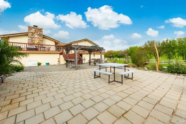 $1,325,000 | 4265 Summerwood Court, Vacaville, CA 95688