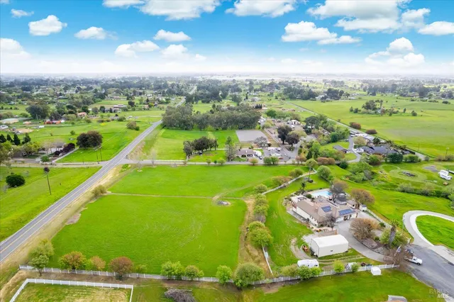 $1,325,000 | 4265 Summerwood Court, Vacaville, CA 95688