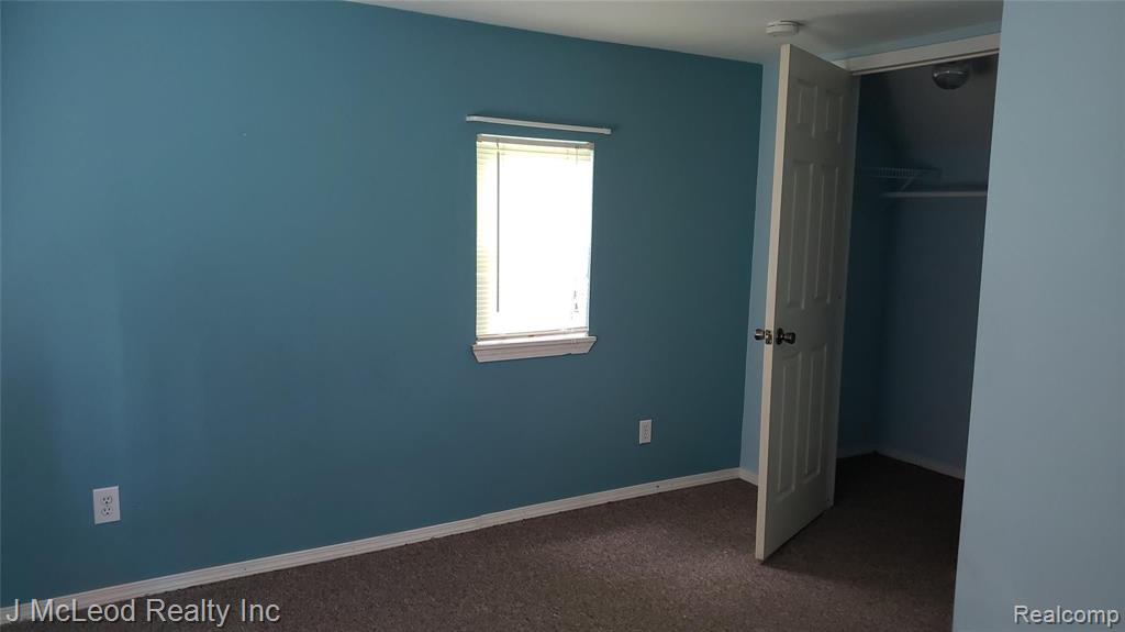 8361 Ellis Road Millington, MI 48746 - Photo 13 of 17