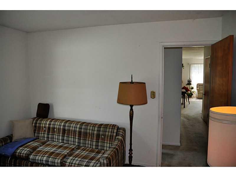 264 Hoss Road Indianapolis, IN 46217 - Photo 14 of 24 Gallery Image 14