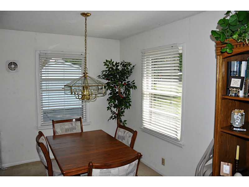 264 Hoss Road Indianapolis, IN 46217 - Photo 4 of 24 Gallery Image 4