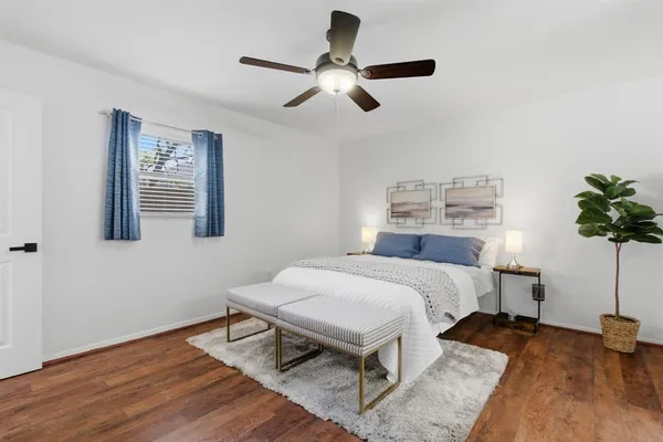 $385,000 | 404 Knoll Wood Court, Euless, TX 76039