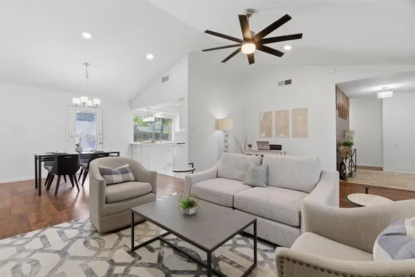 $385,000 | 404 Knoll Wood Court, Euless, TX 76039