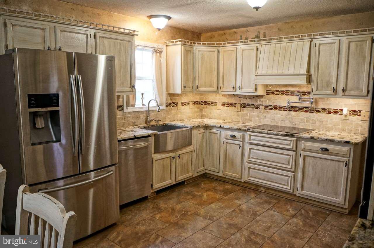 8521 Middle Ridge Road Newport, PA 17074 - Photo 3 of 25 Gallery Image 3