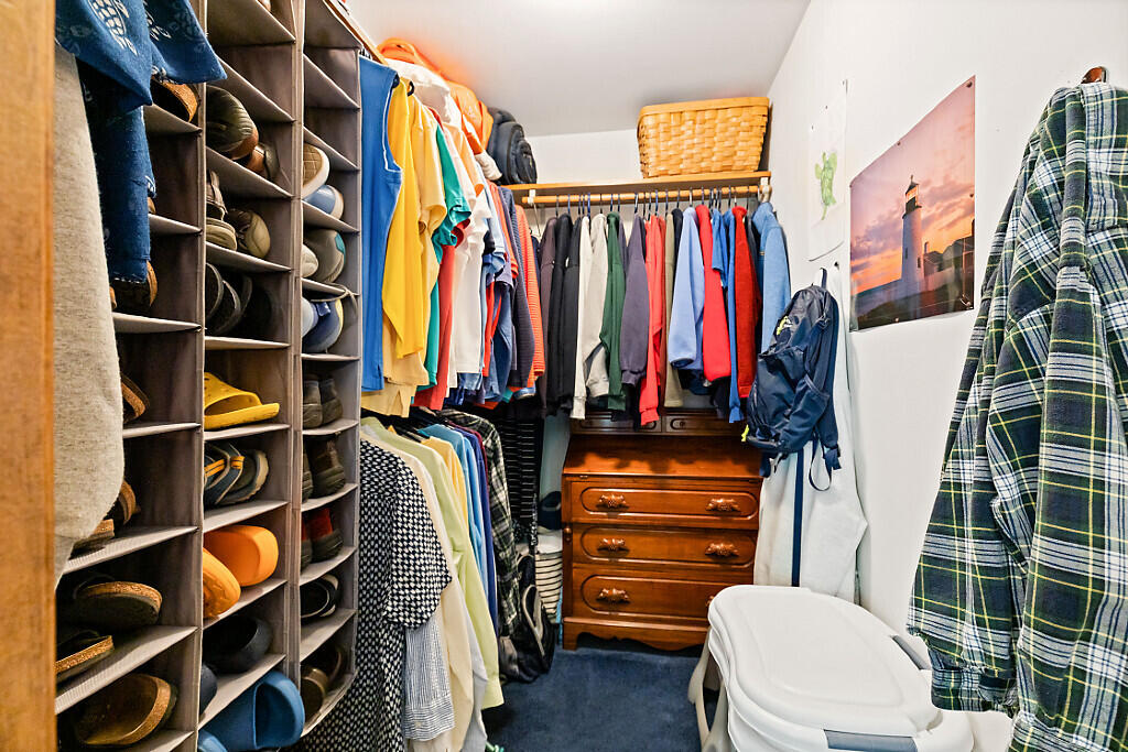40 Pheasant Run Road Belgrade, ME 04917 - Photo 28 of 45 Primary Closet