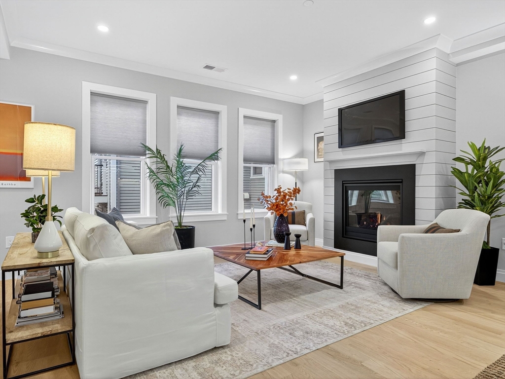 175 School Street, Unit 2 Boston, MA 02119 - Photo 4 of 29