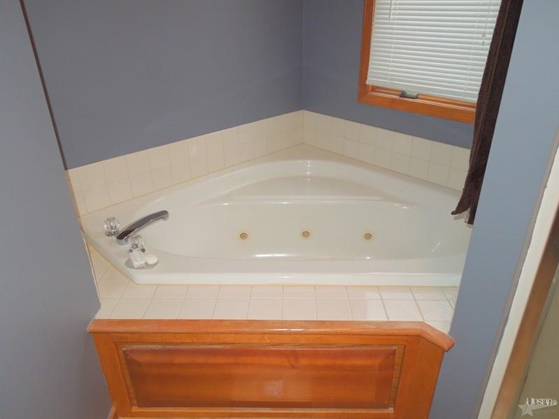 6809 Mapleton Drive Fort Wayne, IN 46845 - Photo 14 of 24 Gallery Image 14