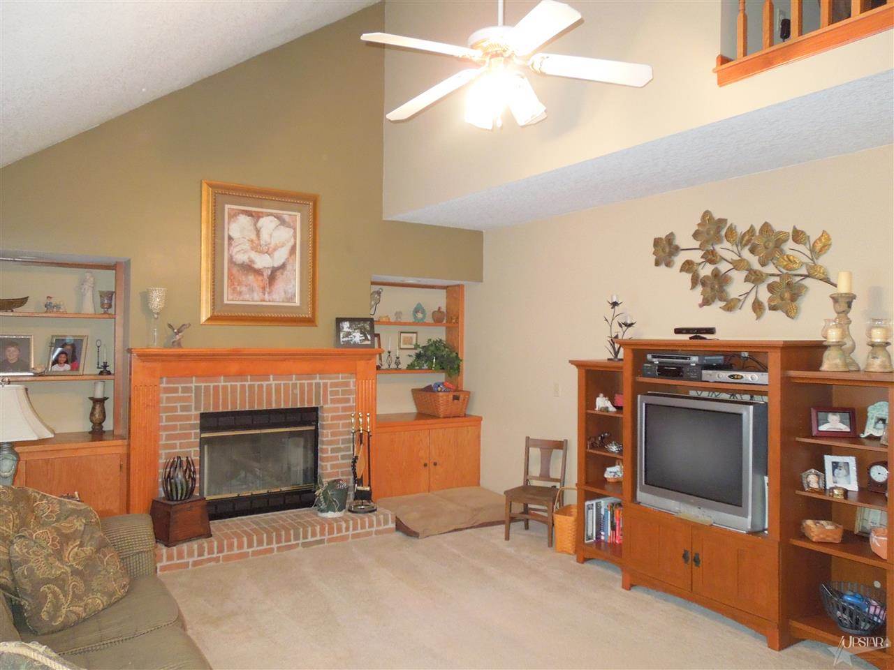 6809 Mapleton Drive Fort Wayne, IN 46845 - Photo 8 of 24 Gallery Image 8