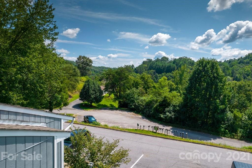 20 East Raccoon Ridge, Unit 6A Sylva, NC 28779 - Photo 22 of 37 Gallery Image 22