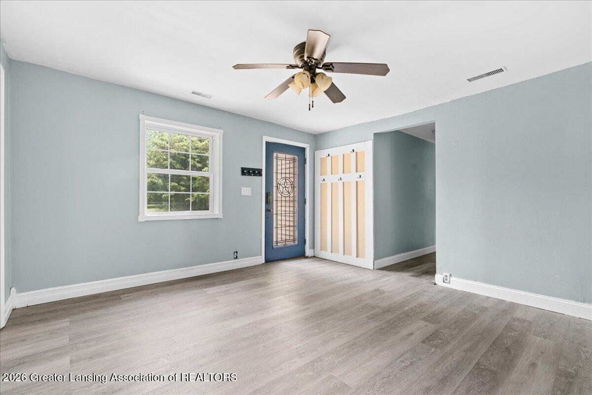 5136 Bell Oak Road East Webberville, MI 48892 - Photo 7 of 30 07-Media Jett - 11
