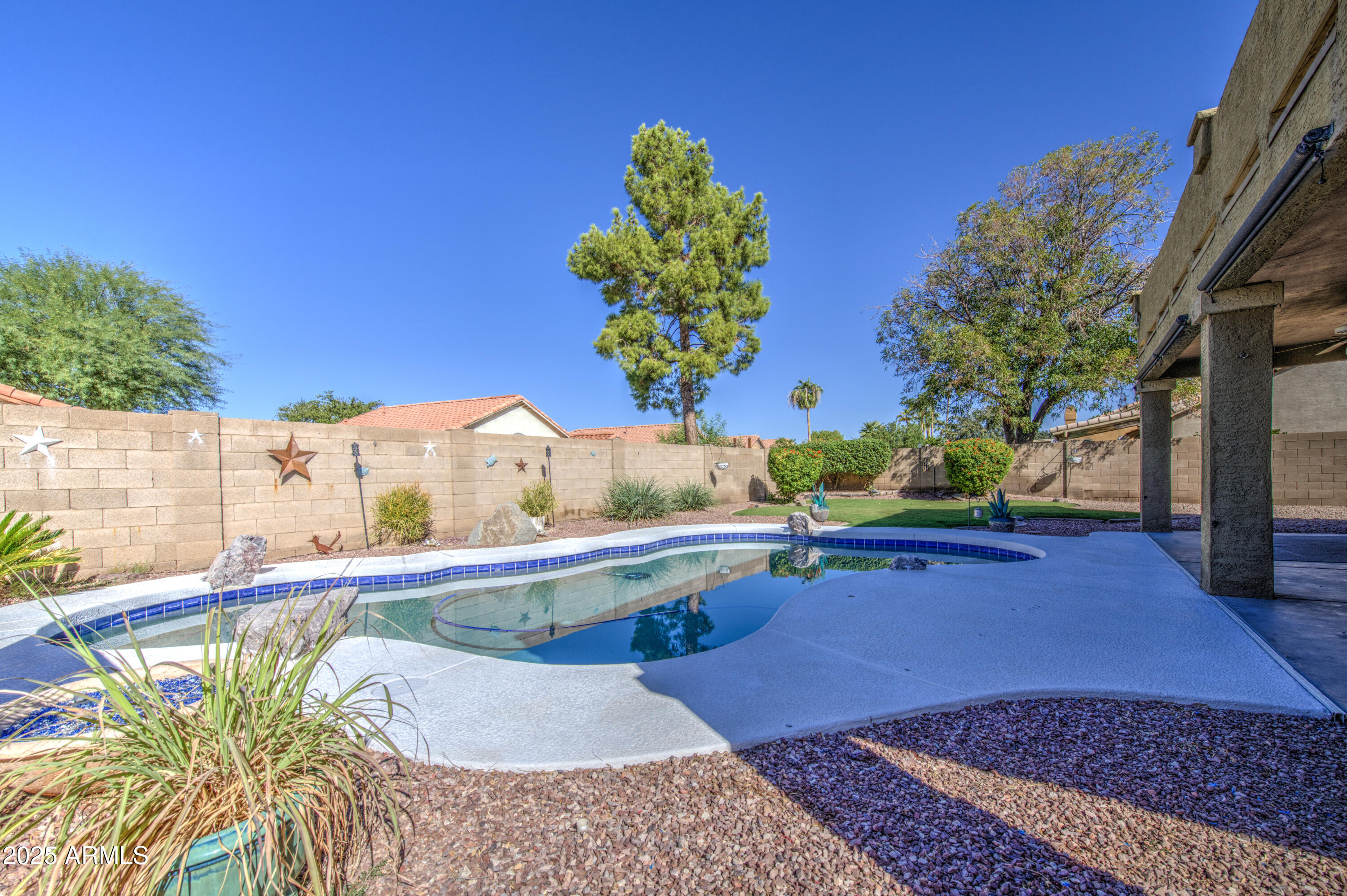 2414 South Revolta Mesa, AZ 85209 - Photo 2 of 47 2414 S Revolta