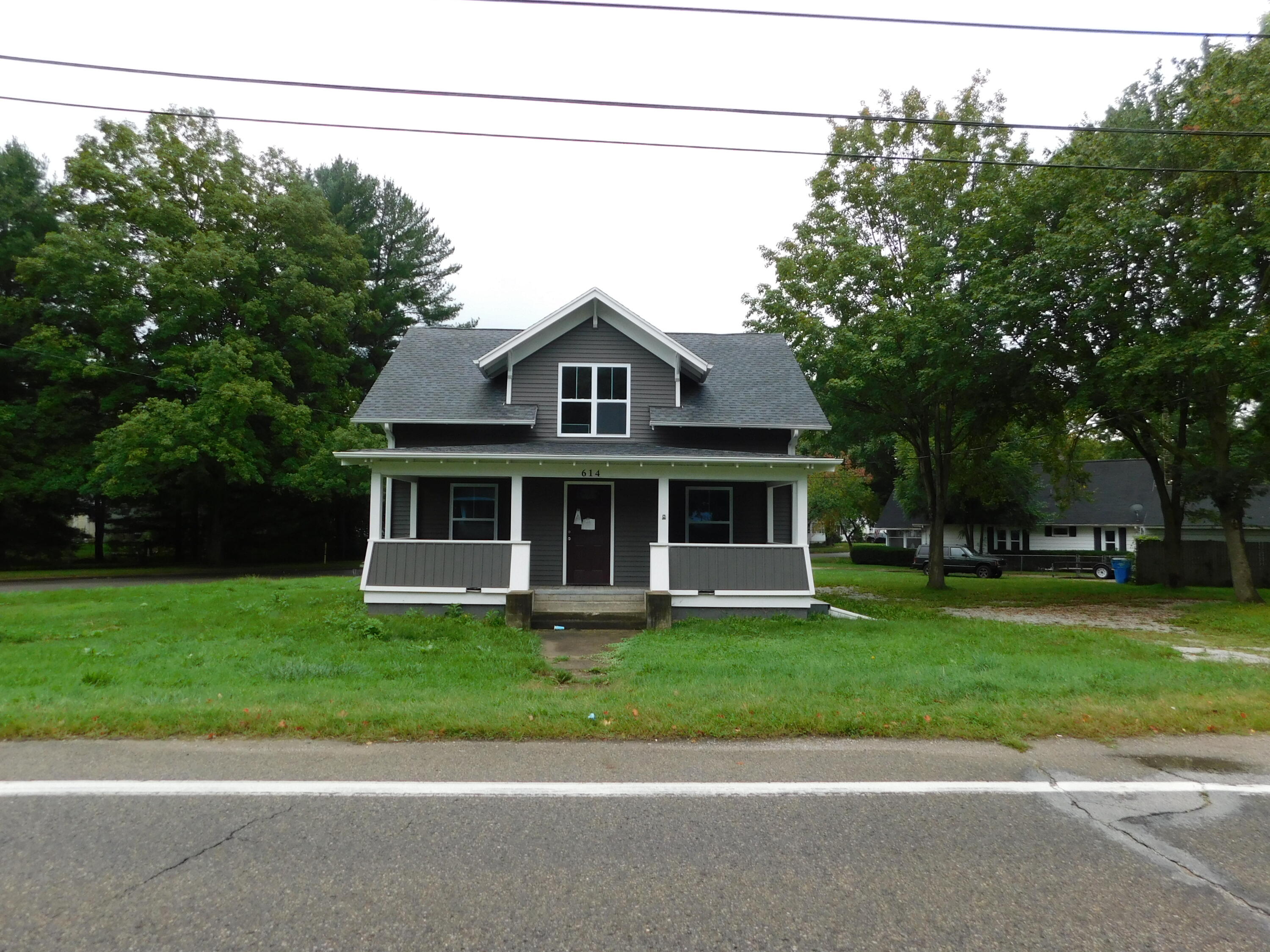 614 West Chicago Road Niles, MI 49120 - Photo 1 of 25 DSCN4239