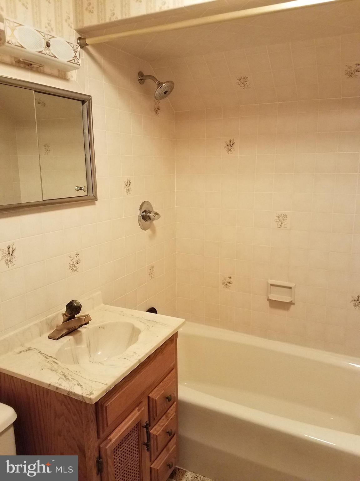 6 South Middlebush Road Somerset, NJ 08873 - Photo 12 of 24