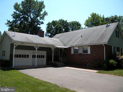 6 South Middlebush Road Somerset, NJ 08873 - Photo 2 of 24