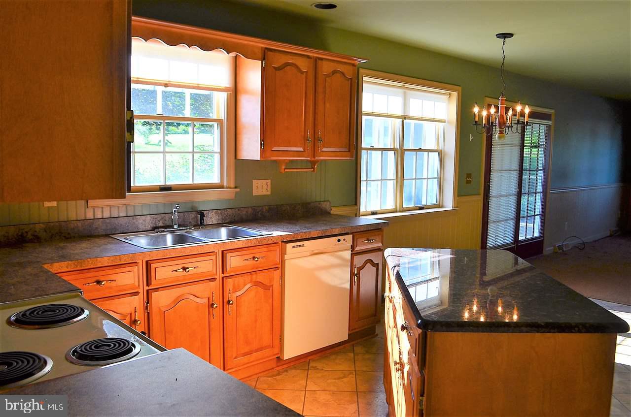 220 Blymire Road Dallastown, PA 17313 - Photo 11 of 35 Gallery Image 11