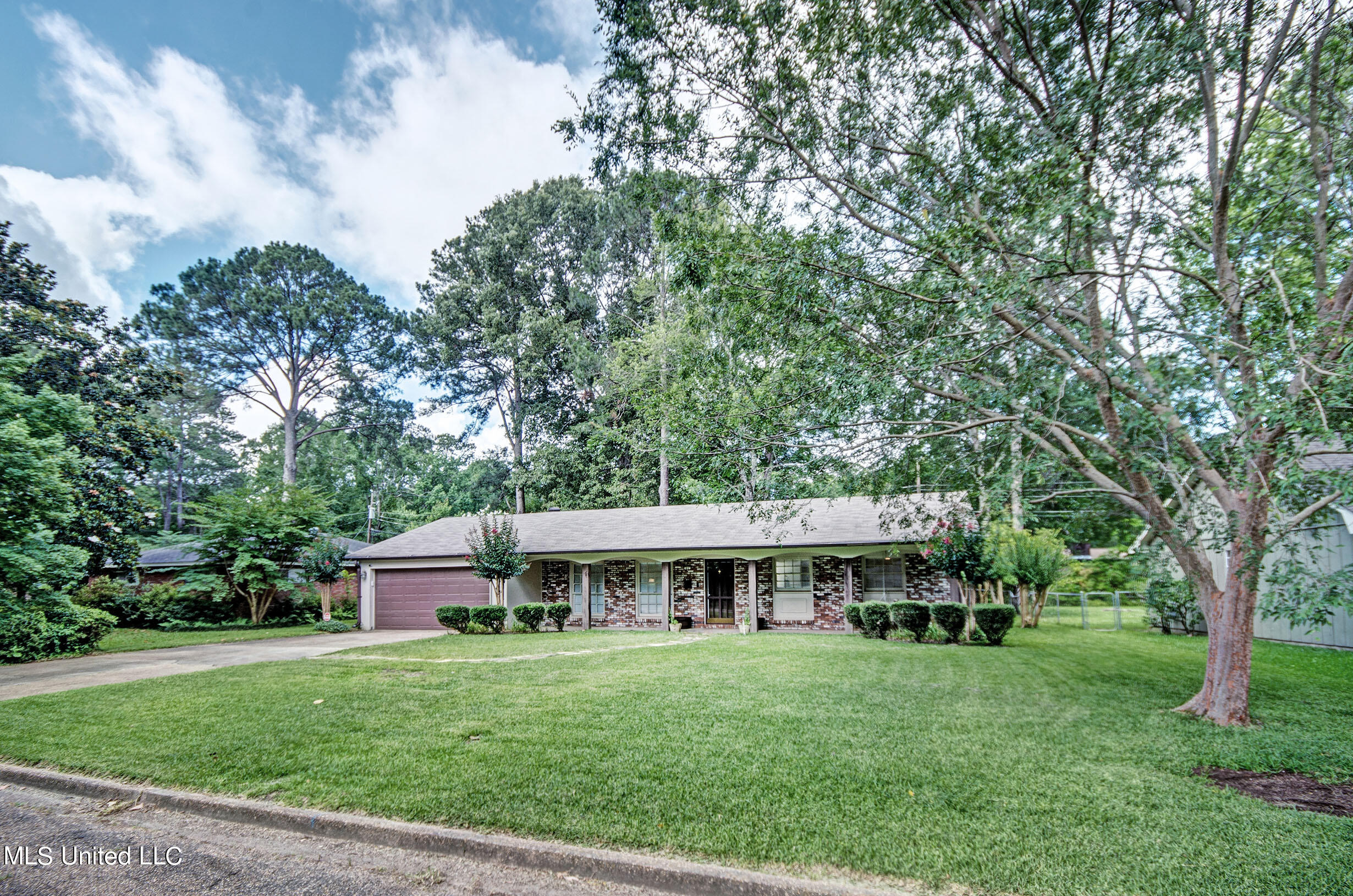 1023 Briarfield Road