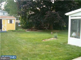 9737 Chapel Road Philadelphia, PA 19115 - Photo 3 of 12 Exterior Back