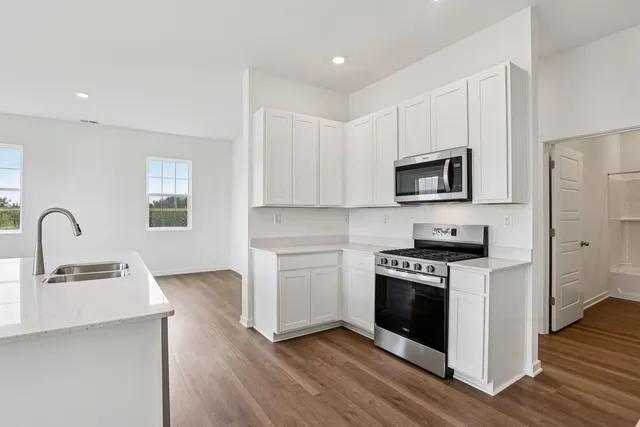 $289,990 | 6481 Juniper Drive, Wonder Lake, IL 60097