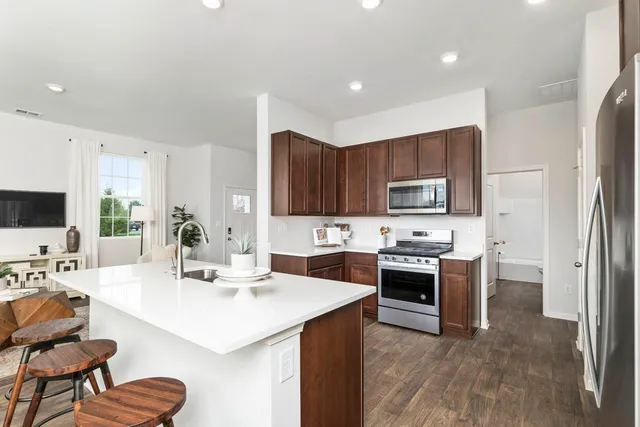 $289,990 | 6481 Juniper Drive, Wonder Lake, IL 60097