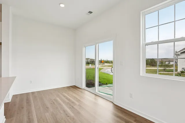 $289,990 | 6481 Juniper Drive, Wonder Lake, IL 60097