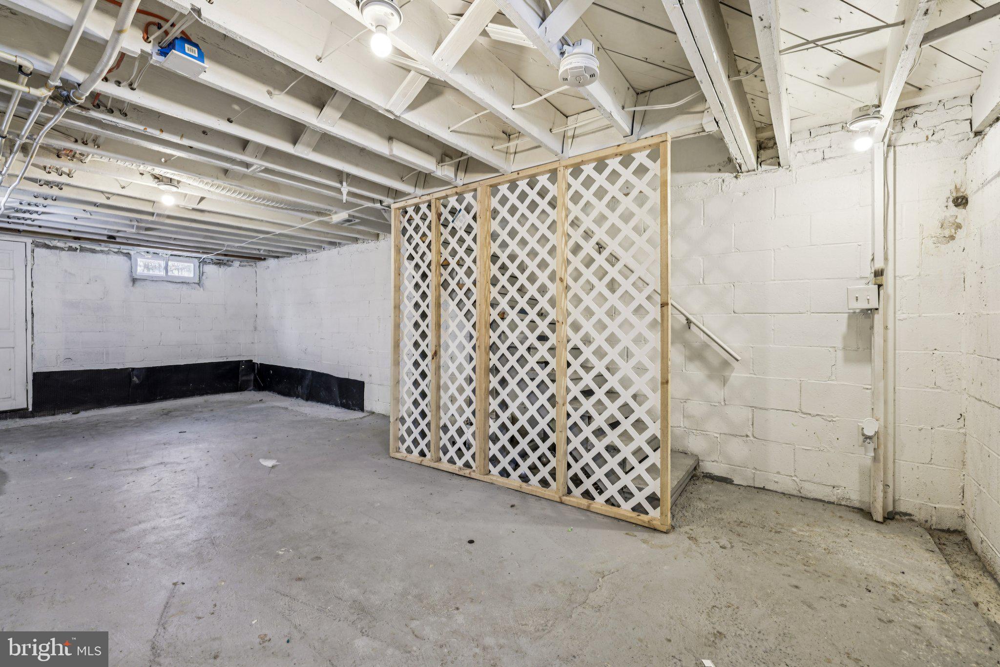 1044 Ellicott Driveway Baltimore, MD 21216 - Photo 17 of 24 Lower Level