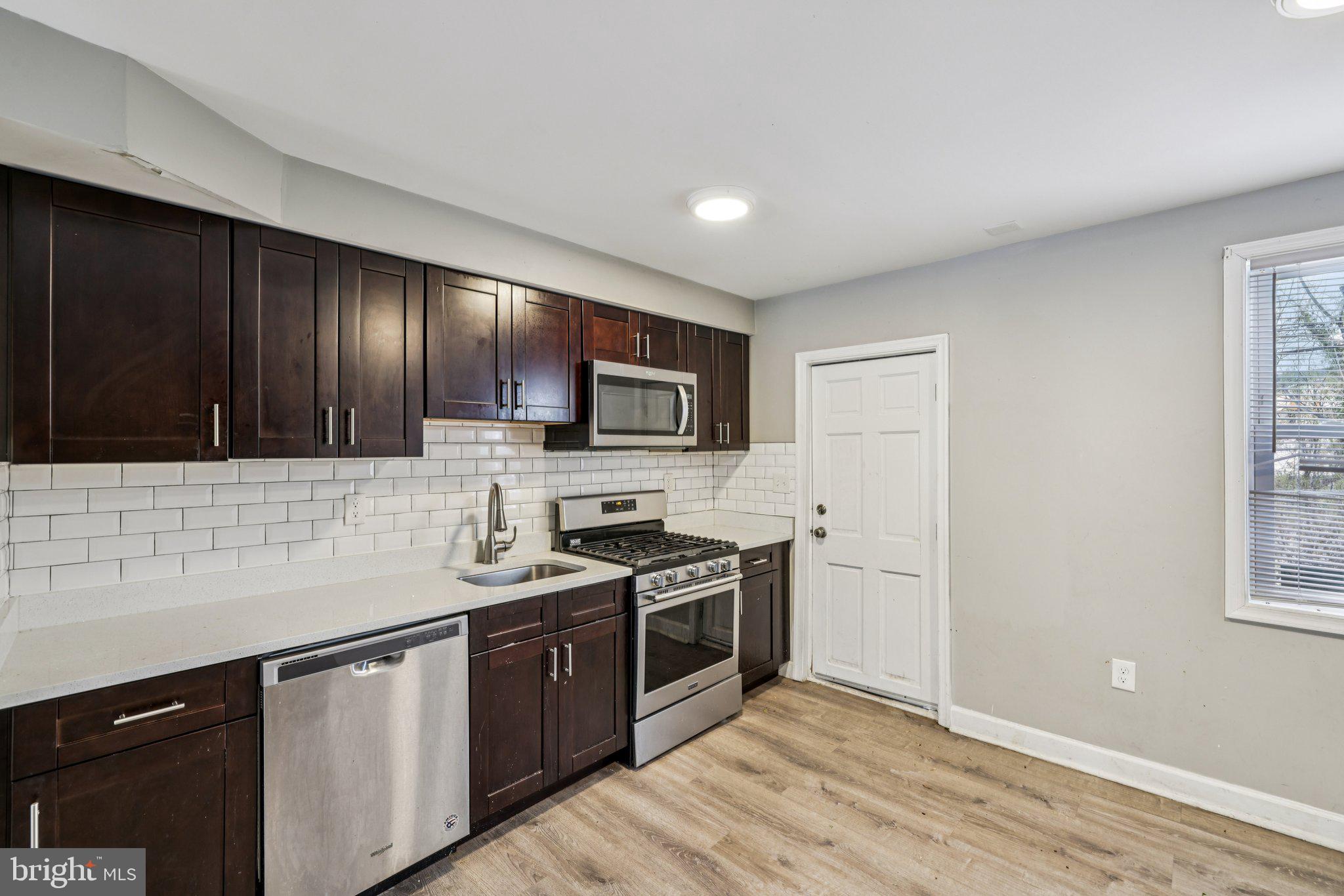 1044 Ellicott Driveway Baltimore, MD 21216 - Photo 7 of 24 Kitchen