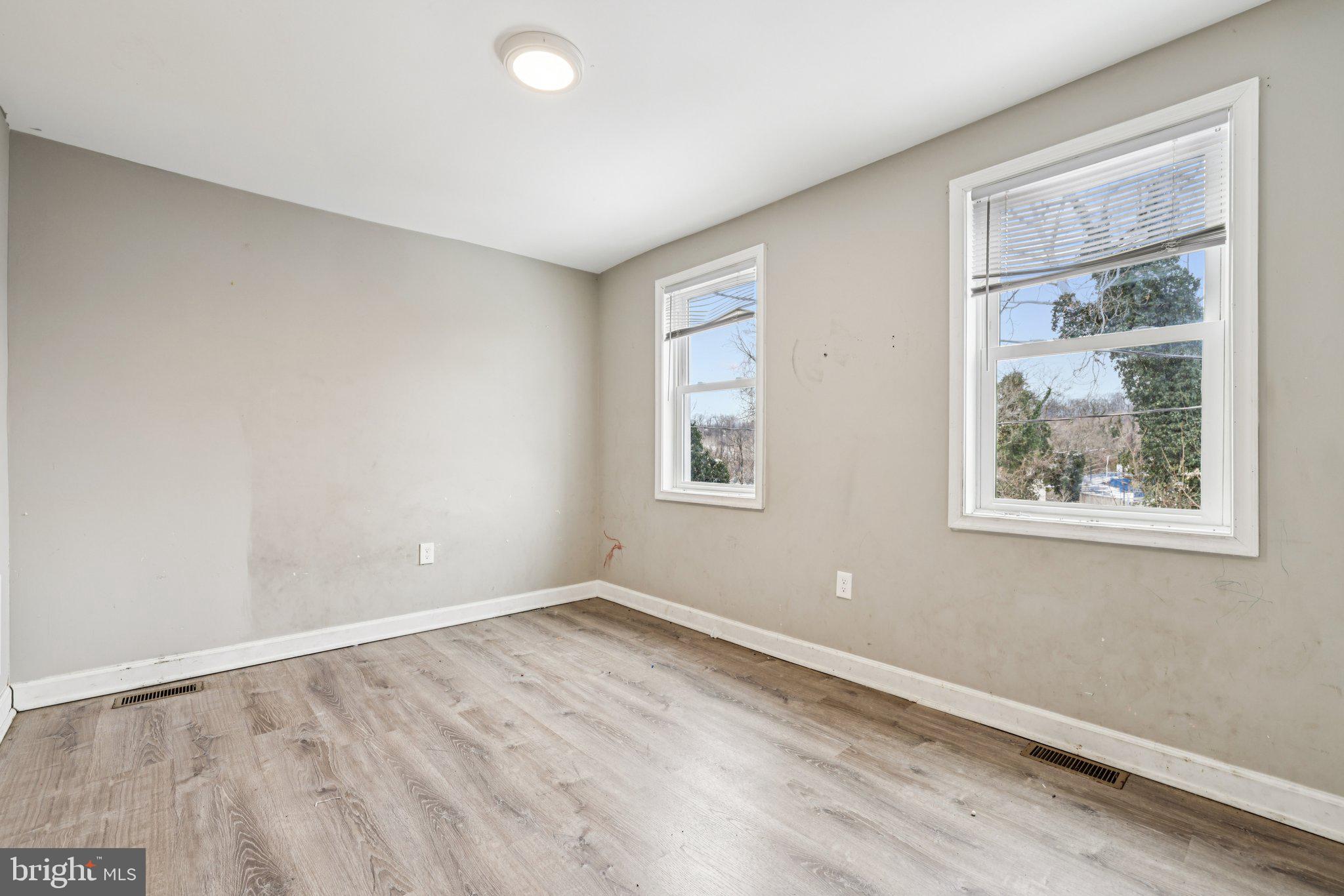1044 Ellicott Driveway Baltimore, MD 21216 - Photo 10 of 24 Upper Level Bedroom #1