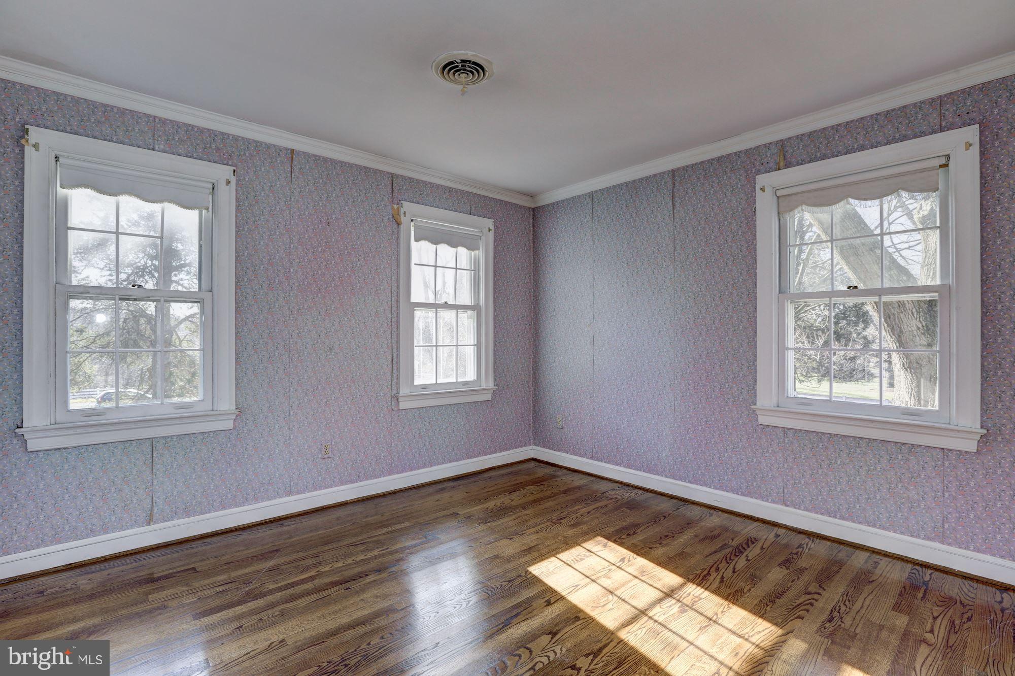 15011 Springfield Road Darnestown, MD 20874 - Photo 18 of 30 Bedroom