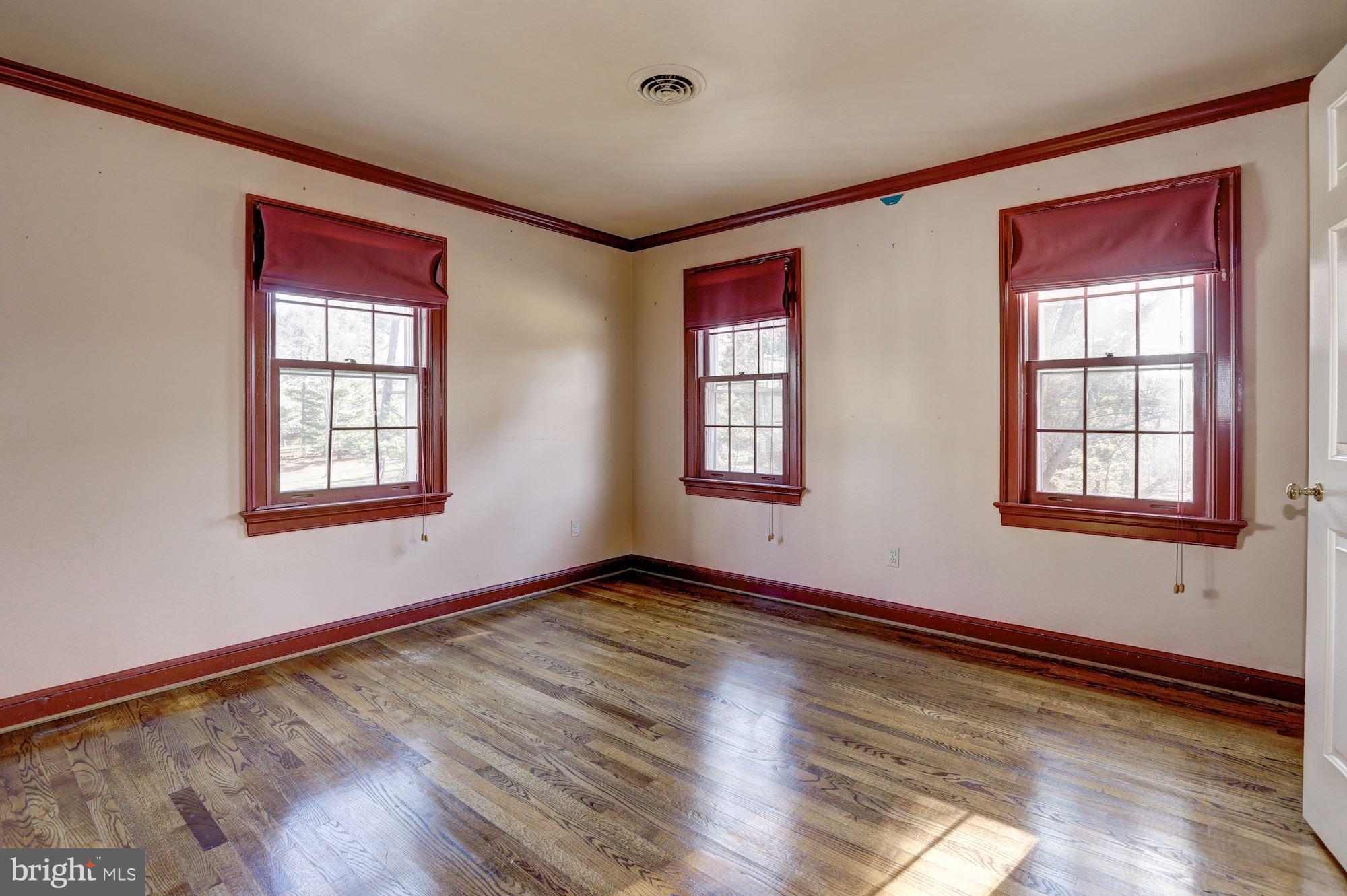 15011 Springfield Road Darnestown, MD 20874 - Photo 20 of 30 Bedroom
