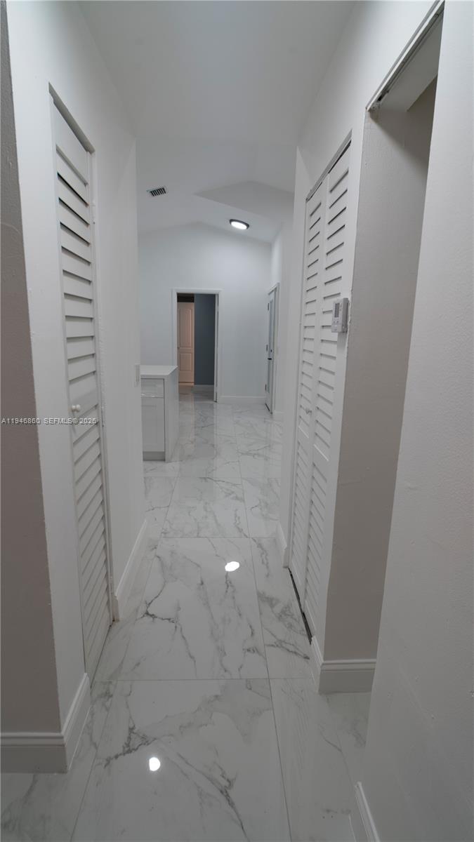 2421 Southwest 84th Terrace Miramar, FL 33025 - Photo 15 of 32