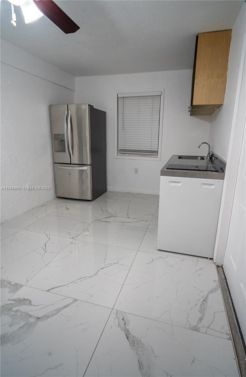 2421 Southwest 84th Terrace Miramar, FL 33025 - Photo 27 of 32