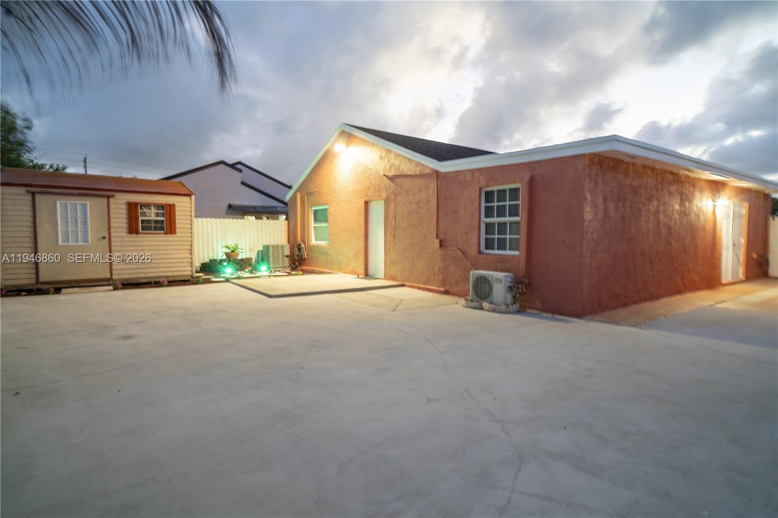 2421 Southwest 84th Terrace Miramar, FL 33025 - Photo 32 of 32