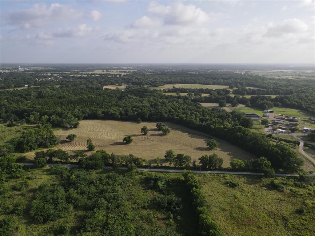 Seven Seven Oaks Road Bonham, TX 75418 - Photo 3 of 21