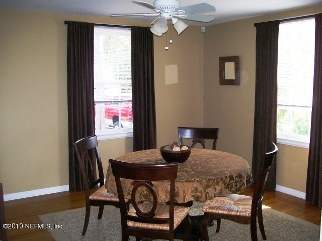 2215 Southampton Road Jacksonville, FL 32207 - Photo 3 of 14 diningroom