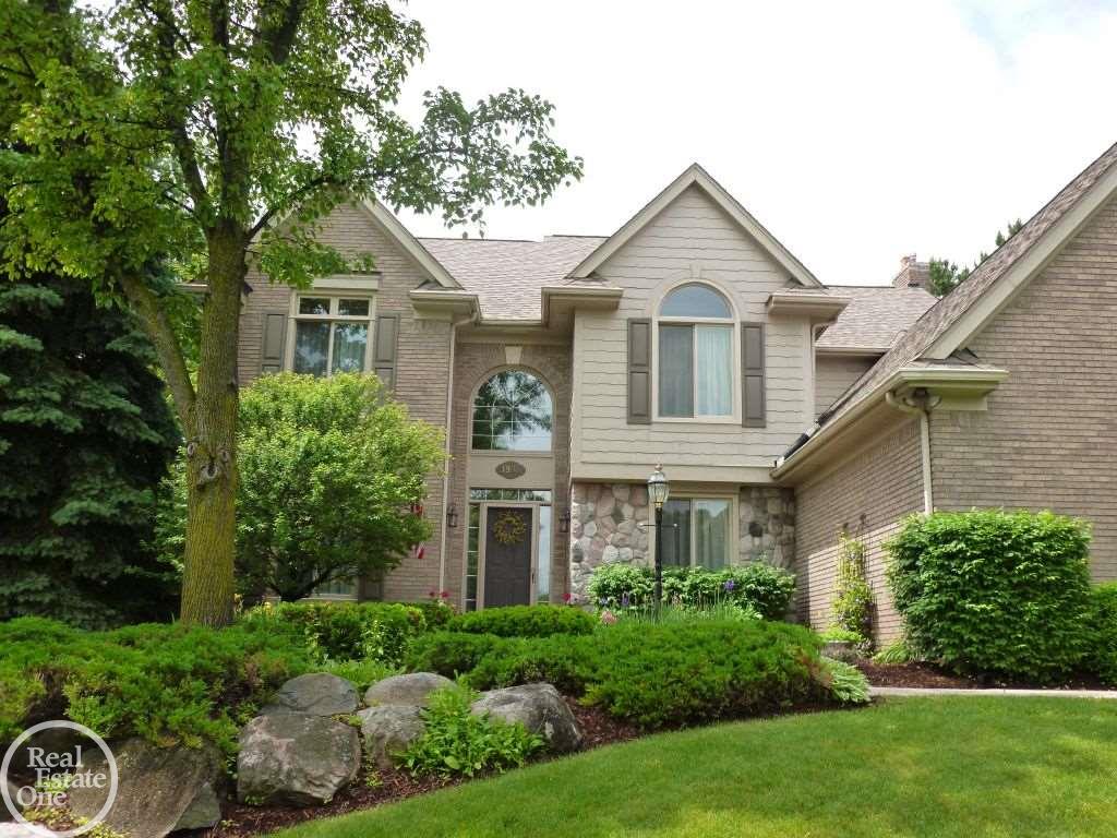 1901 Grayslake Drive Rochester Hills, MI 48306 - Photo 2 of 45