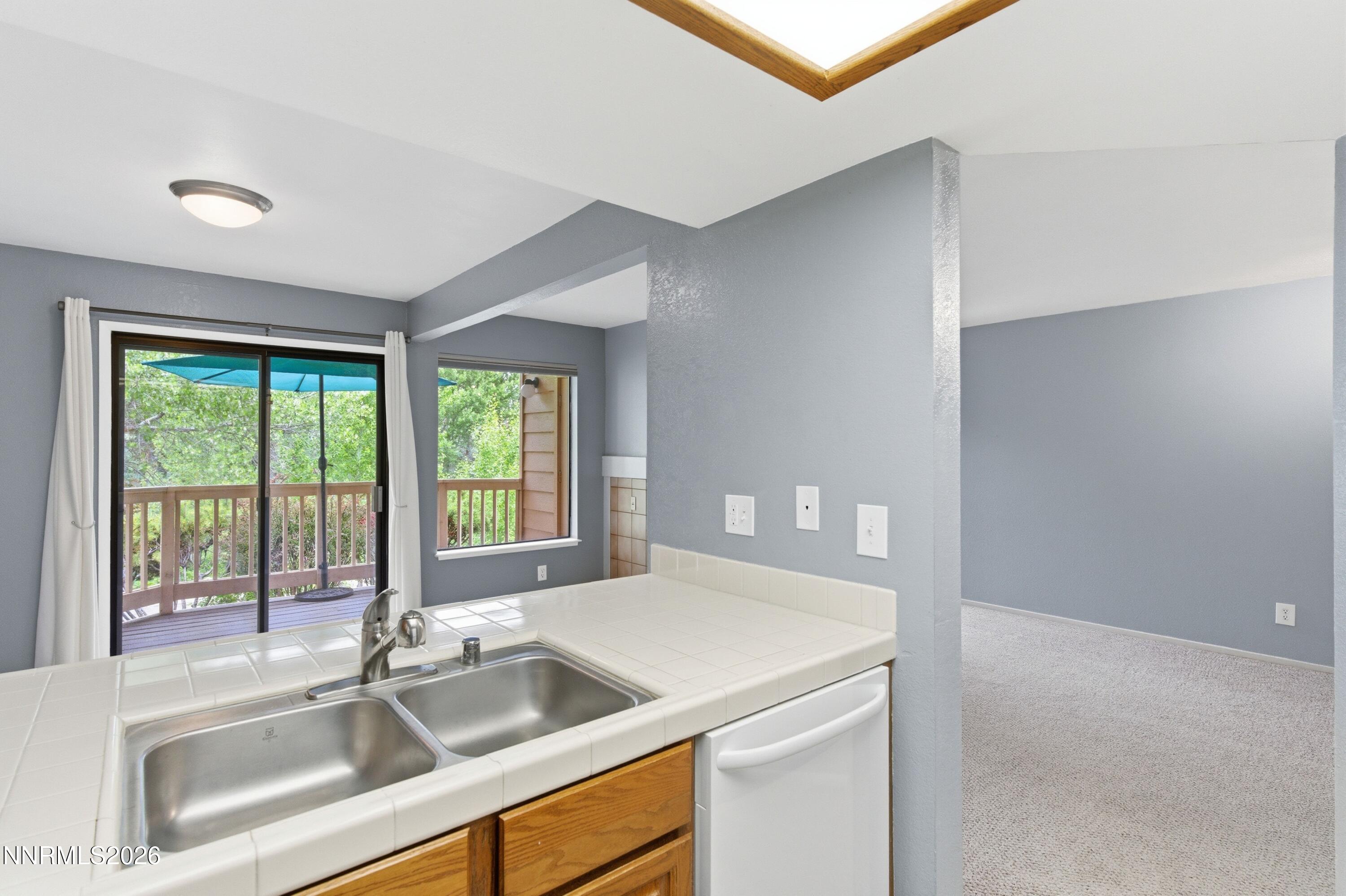 2875 Idlewild Drive, Unit 39 Reno, NV 89509 - Photo 16 of 58 014_dsc02967_765
