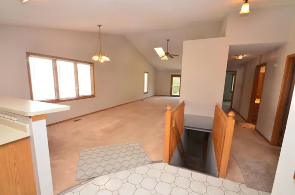 $1,800 | 1237 Wood Creek Bend, Rockford, IL 61108