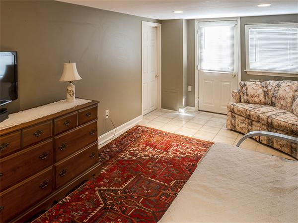 77 Overlook Road Marblehead, MA 01945 - Photo 12 of 22