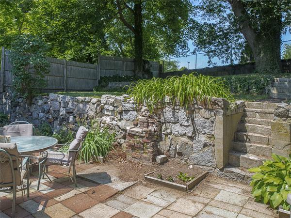 77 Overlook Road Marblehead, MA 01945 - Photo 19 of 22