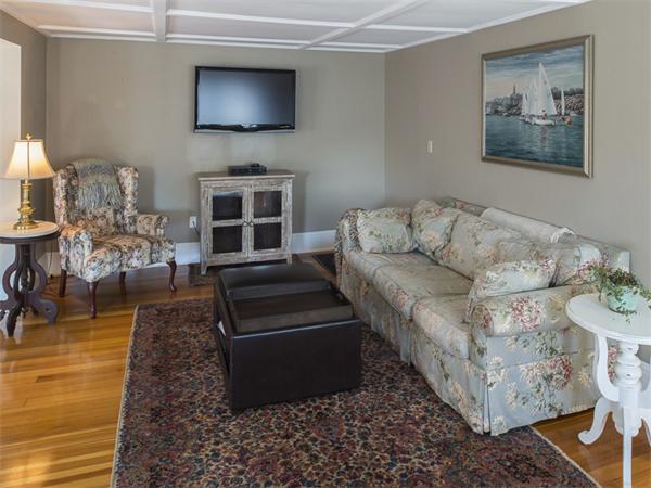 77 Overlook Road Marblehead, MA 01945 - Photo 3 of 22