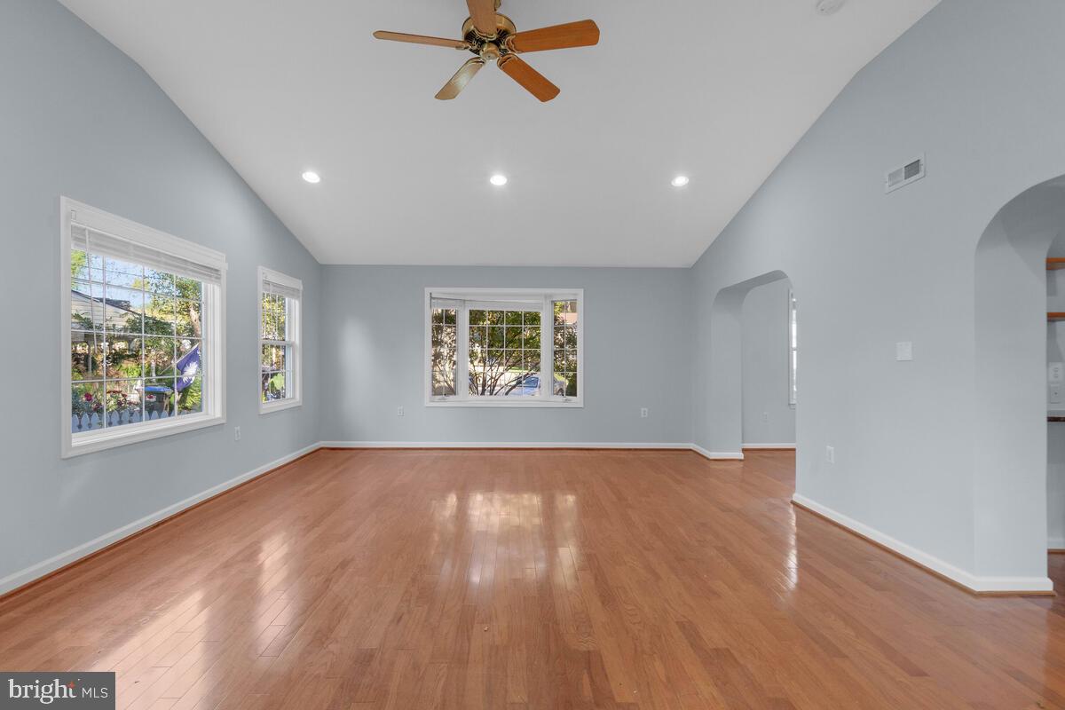 6800 Ontario Street Springfield, VA 22152 - Photo 18 of 45 Gallery Image 18